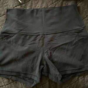 Lululemon short short